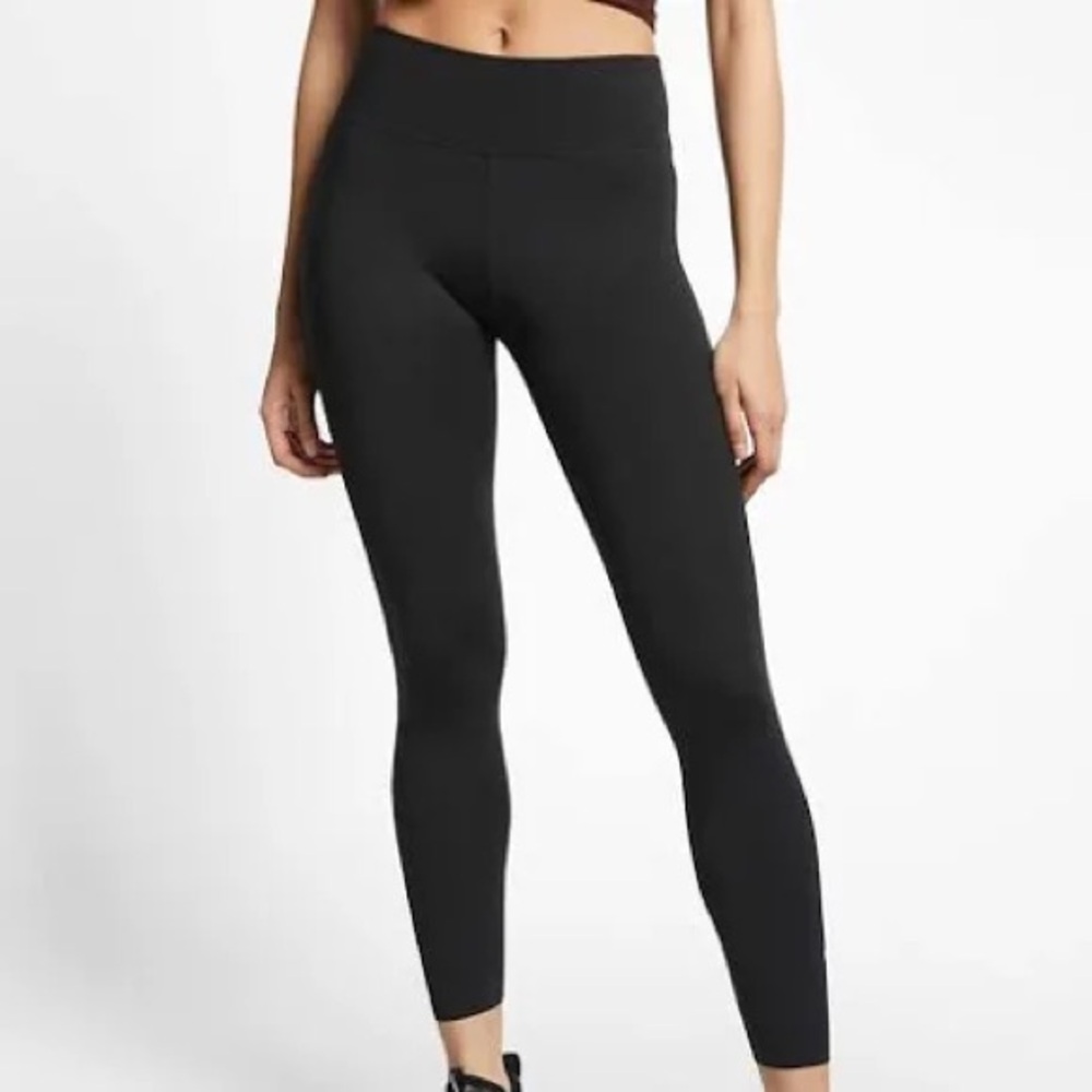 Nike black dri-fit ten one legend pant leggings size medium